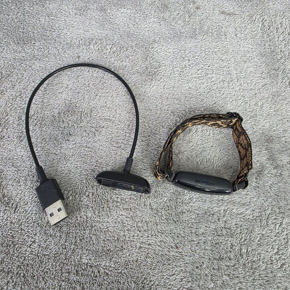 Fitbit Inspire 2 Heart Rate Health & Fitness Tracker Watch Animal Print Band - Picture 3 of 5